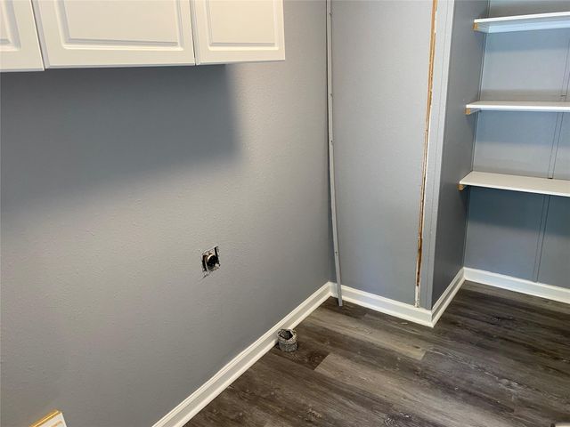 6115 S Highway 35, Alvin, TX 77511