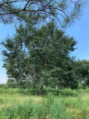 6115 S Highway 35, Alvin, TX 77511