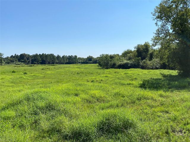 6115 S Highway 35, Alvin, TX 77511