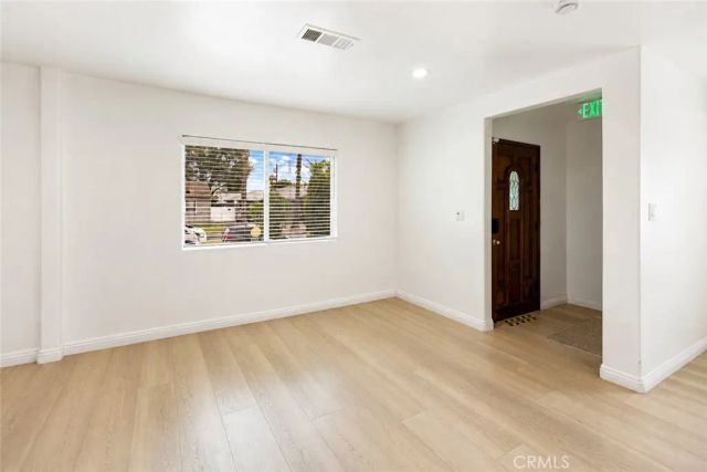 7035 Calhoun Avenue, Van Nuys, CA 91405