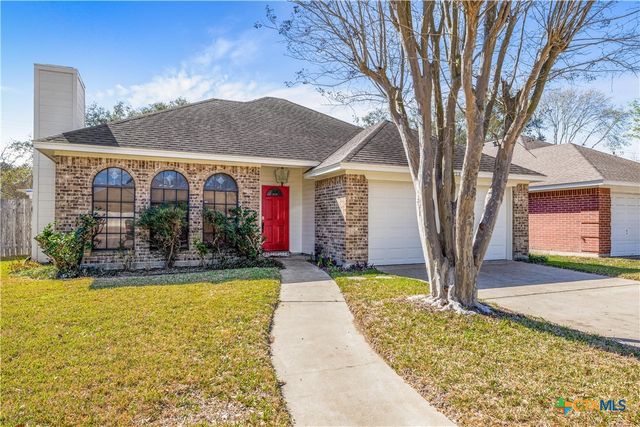 223 Spur Drive, Victoria, TX 77904