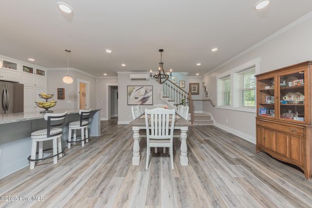 2118 Old Savannah Road, Burgaw, NC 28425