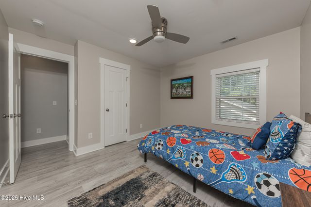 2118 Old Savannah Road, Burgaw, NC 28425