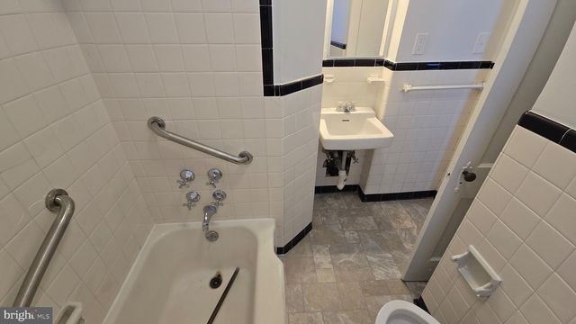 3906 GLEN AVE, Baltimore, MD 21215