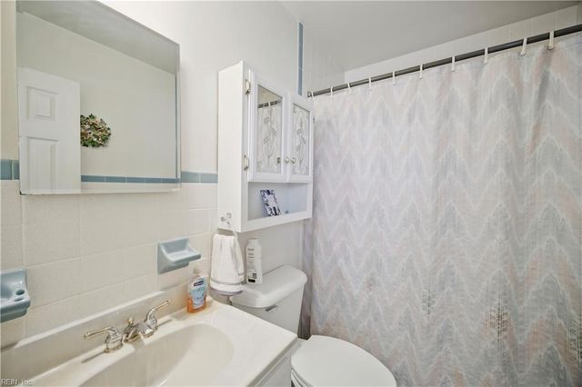 6 Redman CT, Hampton, VA 23669