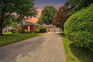 6 Redman CT, Hampton, VA 23669