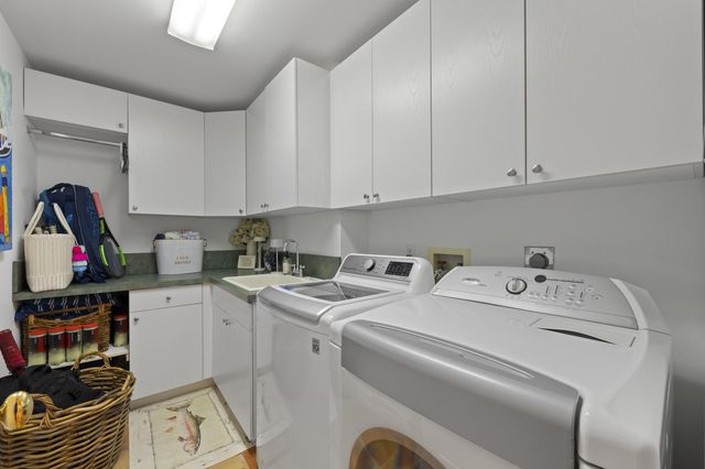 122 Lighthouse Drive, Jupiter Inlet Colony, FL 33469