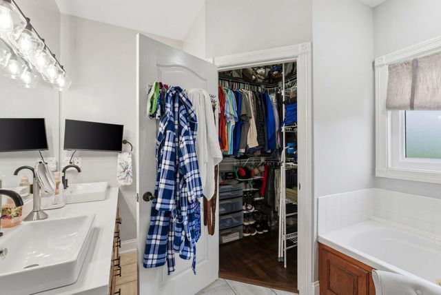 911 Wheatfield Road, Harrodsburg, KY 40330