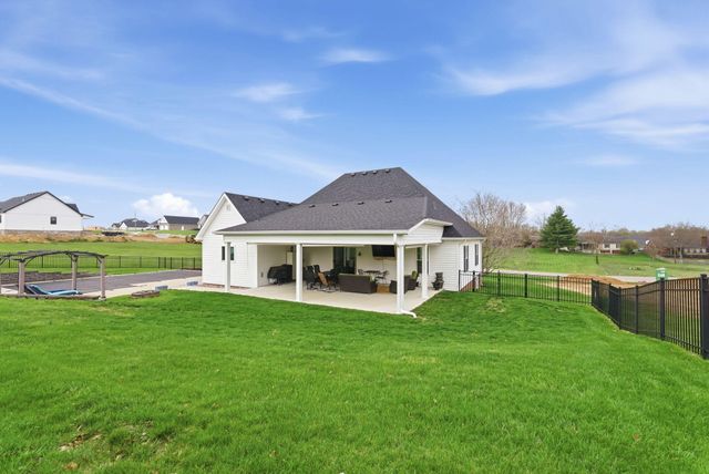 911 Wheatfield Road, Harrodsburg, KY 40330