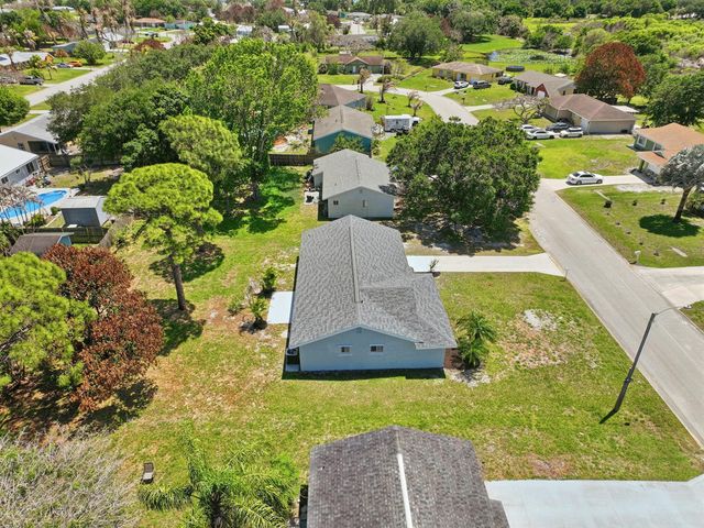 1343 SE Vestridge Lane, Port St. Lucie, Port St Lucie, FL 34952