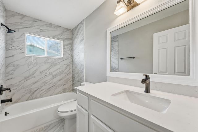 1343 SE Vestridge Lane, Port St. Lucie, Port St Lucie, FL 34952