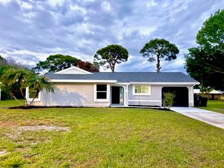 1343 SE Vestridge Lane, Port St. Lucie, Port St Lucie, FL 34952