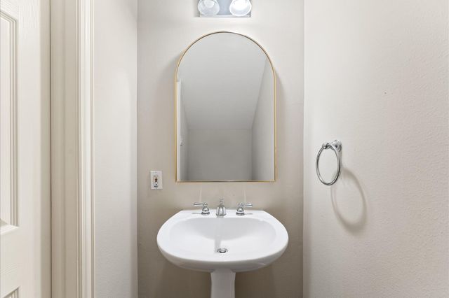 6107 Windwater Pointe, Houston, TX 77036