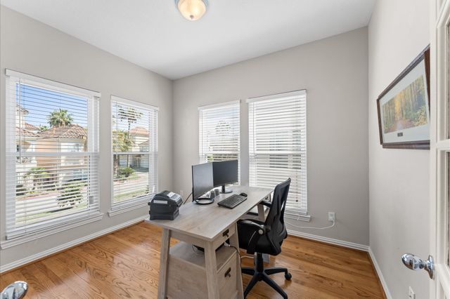 6107 Windwater Pointe, Houston, TX 77036