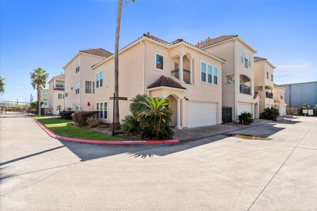 6107 Windwater Pointe, Houston, TX 77036