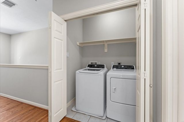 6107 Windwater Pointe, Houston, TX 77036