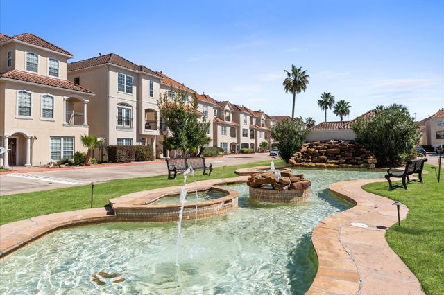 6107 Windwater Pointe, Houston, TX 77036