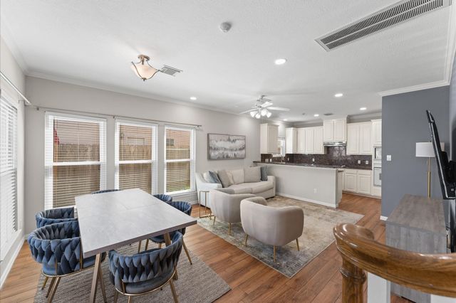 6107 Windwater Pointe, Houston, TX 77036