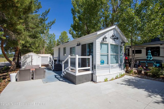2 HUB Road, Thayne, WY 83127 property photo