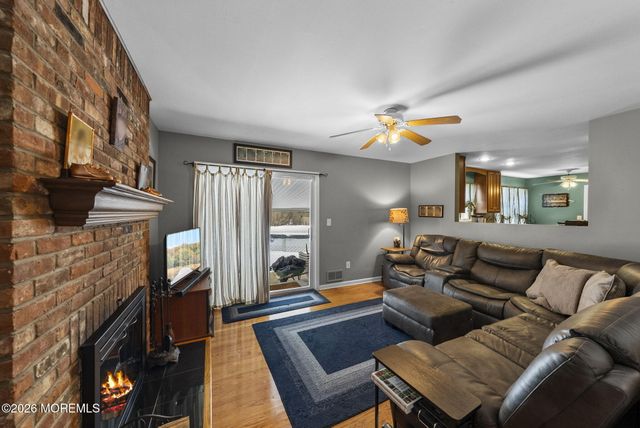 126 Newbury Road, Howell, NJ 07731