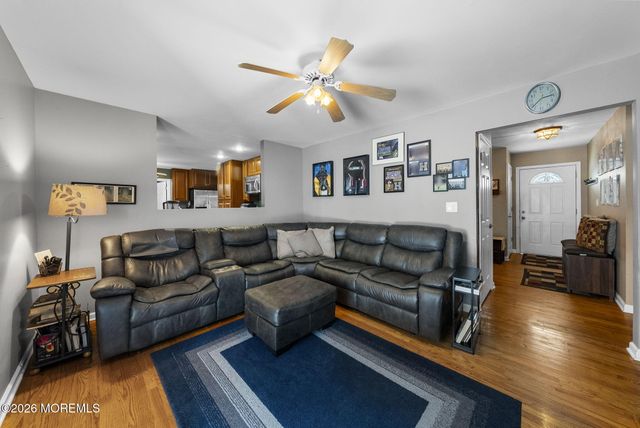 126 Newbury Road, Howell, NJ 07731