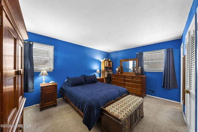 126 Newbury Road, Howell, NJ 07731