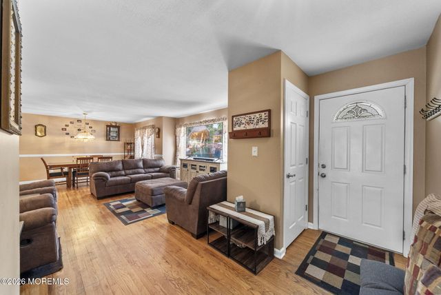 126 Newbury Road, Howell, NJ 07731