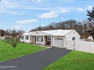 126 Newbury Road, Howell, NJ 07731