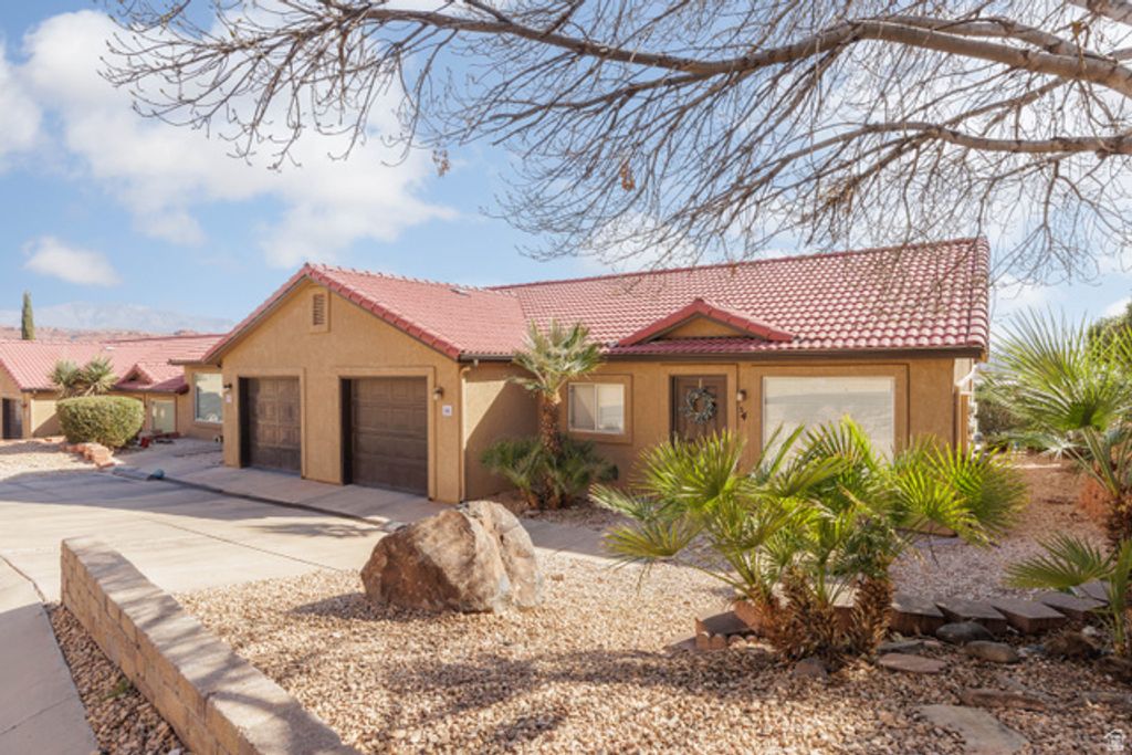 Image 2 of property listing at 161 W 950 S #S4, St. George, UT 84770