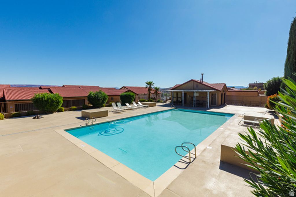 Image 20 of property listing at 161 W 950 S #S4, St. George, UT 84770