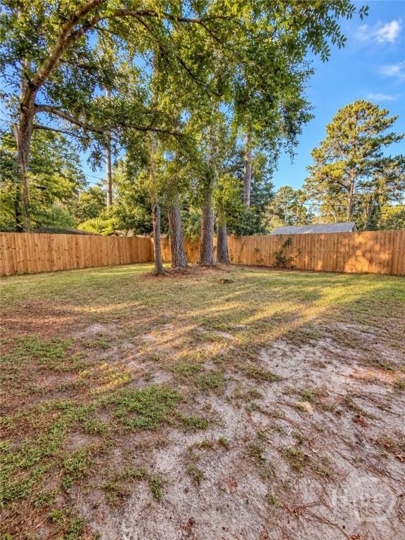 Image 18 of property listing at 118 Lucian Circle, Savannah, GA 31406