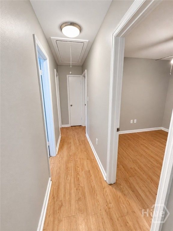 Image 21 of property listing at 118 Lucian Circle, Savannah, GA 31406