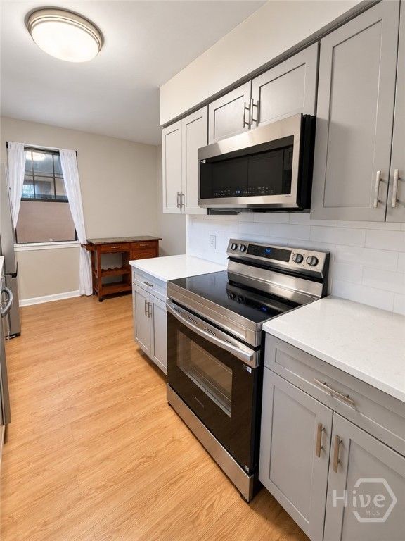 Image 7 of property listing at 118 Lucian Circle, Savannah, GA 31406