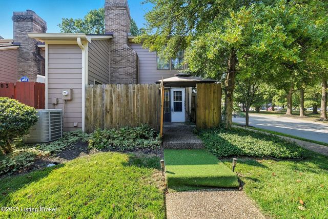 10401 Shelbyville Rd, Louisville, KY 40223