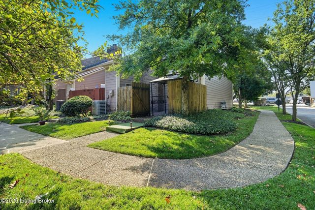 10401 Shelbyville Rd, Louisville, KY 40223