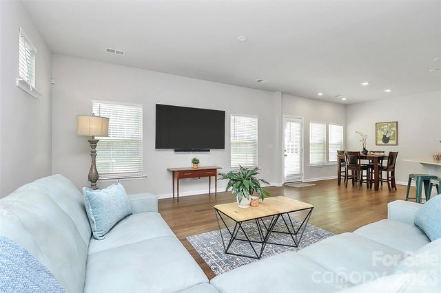 5766 Soft Shell Drive, Lancaster, SC 29720