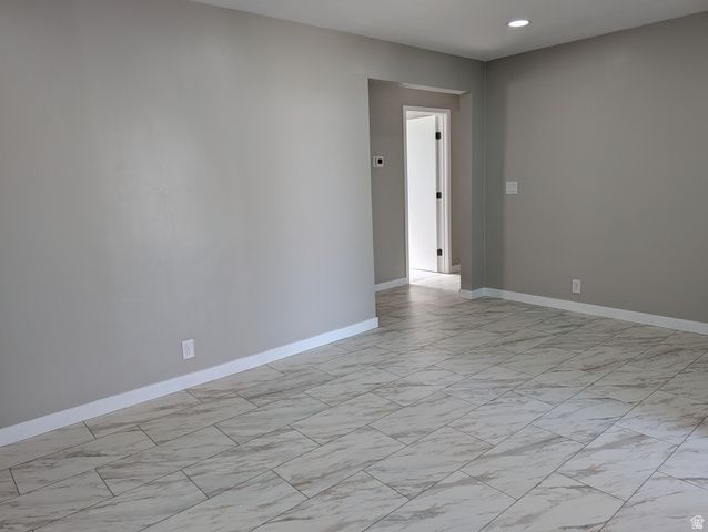 2880 S MERTON WAY, Magna, UT 84044