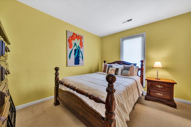 7015 Autumn Wood LN, Roanoke, VA 24019