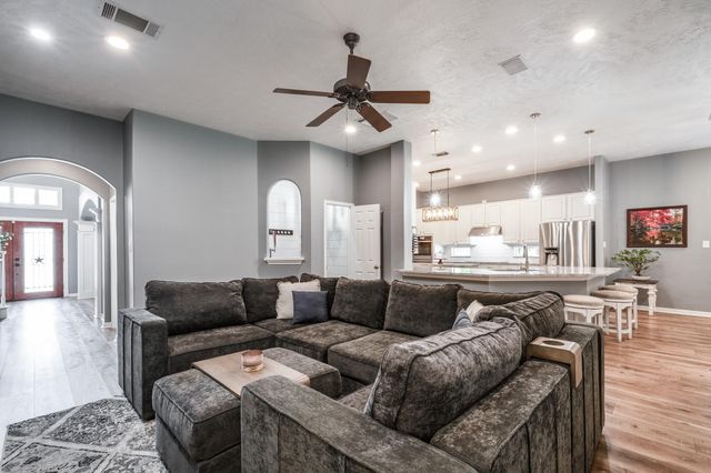 17310 Crescent Canyon Drive, Houston, TX 77095