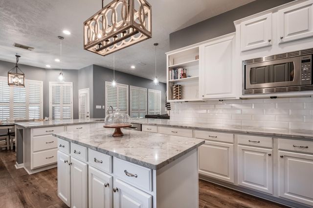 17310 Crescent Canyon Drive, Houston, TX 77095