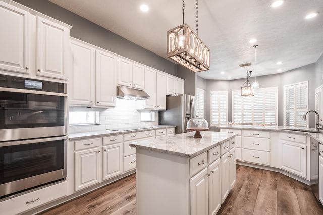 17310 Crescent Canyon Drive, Houston, TX 77095