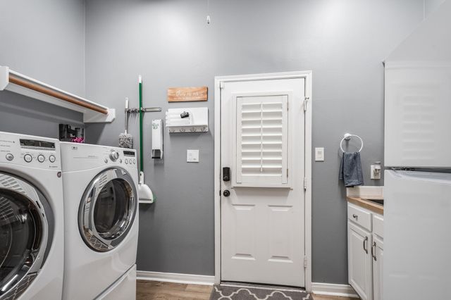 17310 Crescent Canyon Drive, Houston, TX 77095