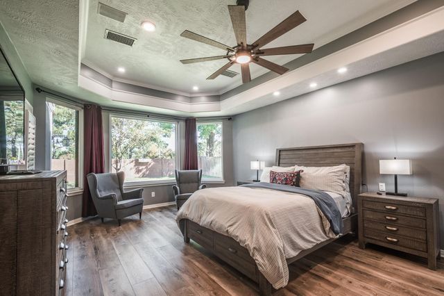 17310 Crescent Canyon Drive, Houston, TX 77095