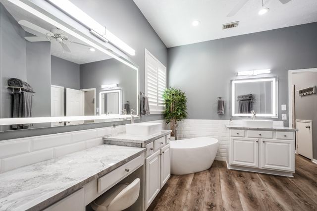 17310 Crescent Canyon Drive, Houston, TX 77095