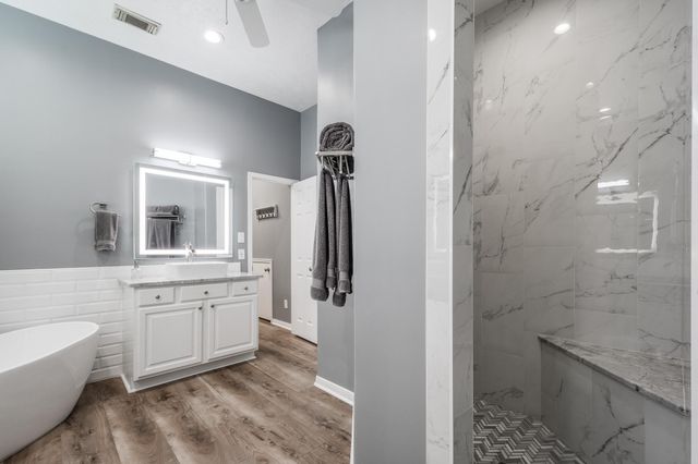 17310 Crescent Canyon Drive, Houston, TX 77095