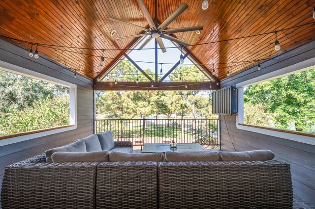 17310 Crescent Canyon Drive, Houston, TX 77095