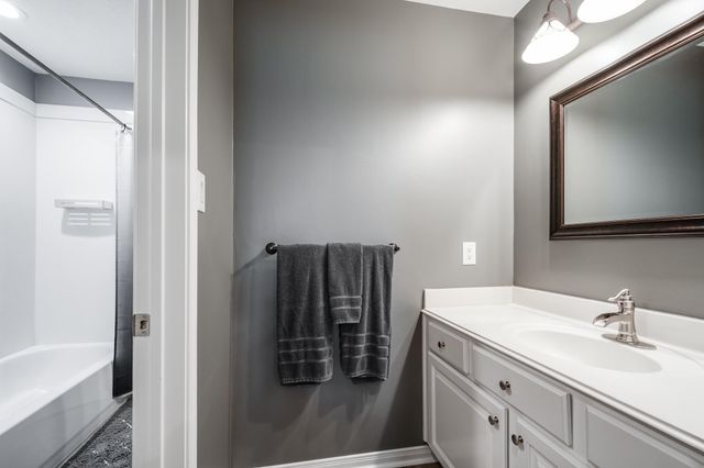 17310 Crescent Canyon Drive, Houston, TX 77095