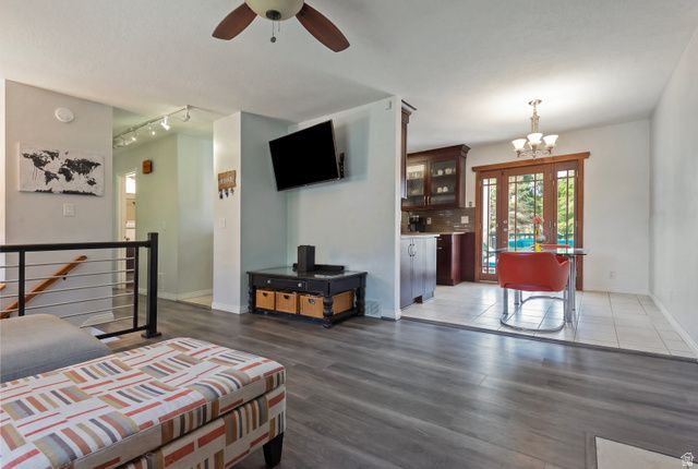 1339 W MORNING VISTA DR, Taylorsville, UT 84123