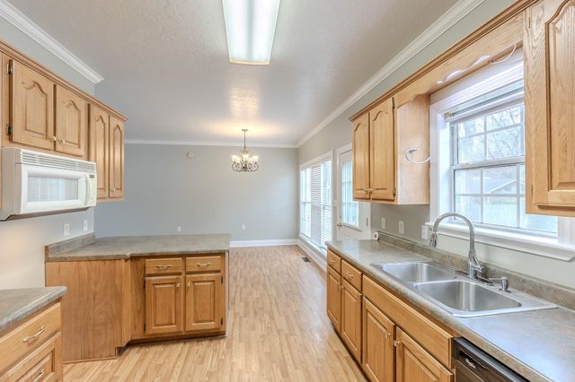 115 N COLLEGE ST, Halls, TN 38040