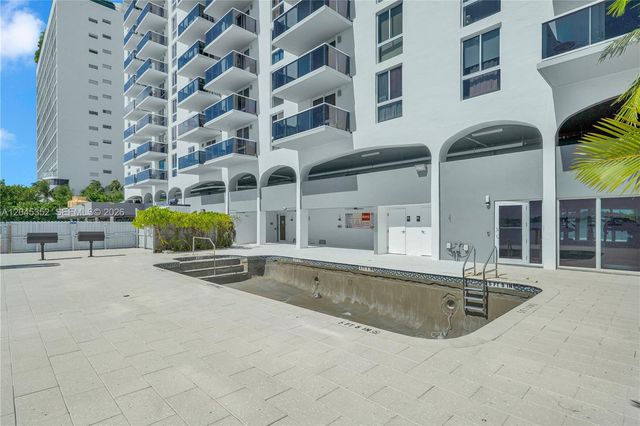 7928 West Dr 606, North Bay Village, FL 33141